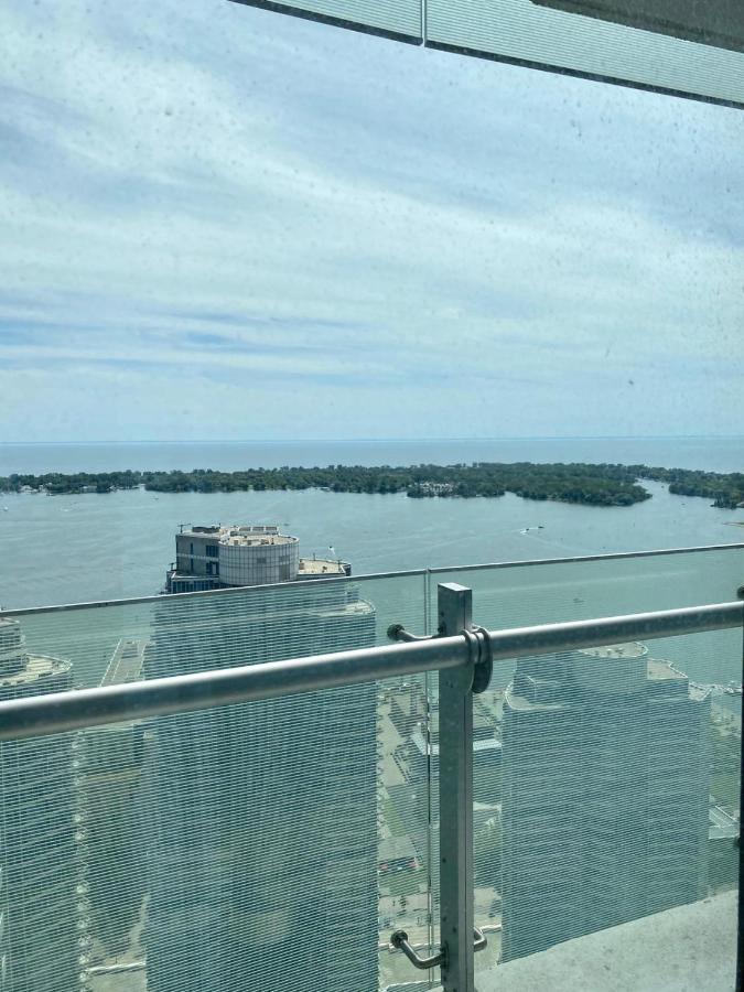 Ihost Suites Ice Condo Toronto Exteriör bild