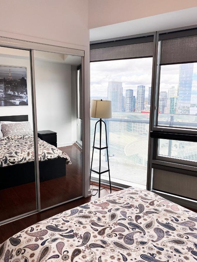 Ihost Suites Ice Condo Toronto Exteriör bild