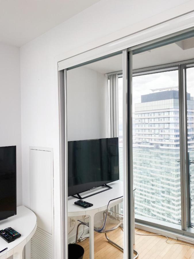Ihost Suites Ice Condo Toronto Exteriör bild