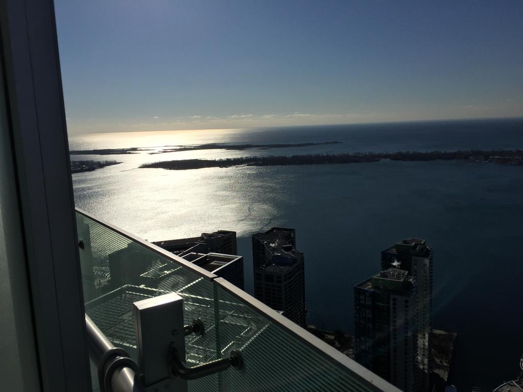 Ihost Suites Ice Condo Toronto Exteriör bild