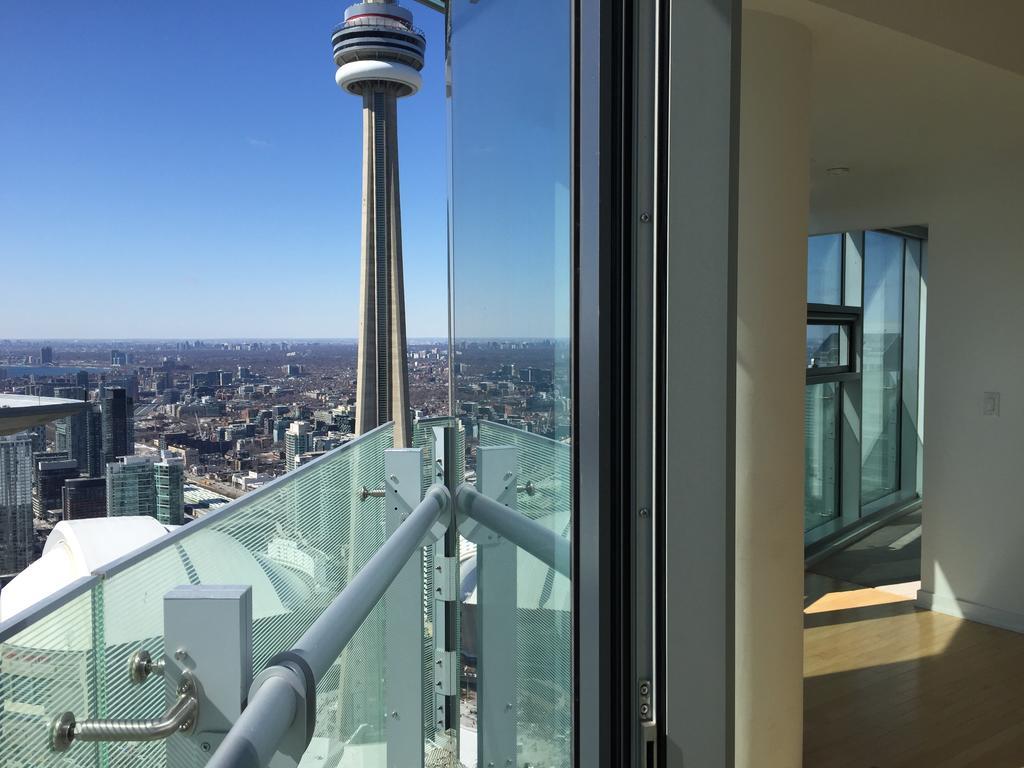 Ihost Suites Ice Condo Toronto Exteriör bild